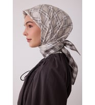 Geometrik Desen %100 Twill İpek Eşarp BE21