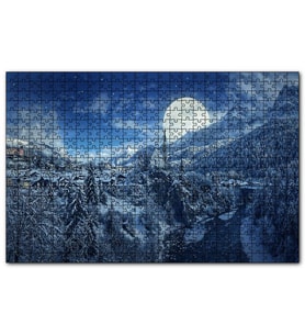 Cakapuzzle Süper Dolunay ve Karla Kaplı Kasaba  Puzzle Yapboz MDF (Ahşap) (120 Parça)