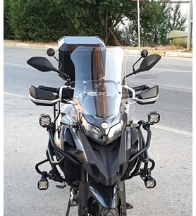 MOTOCAM Benelli TRK 502  Ön Cam 2017-2026 Model 54cm Şeffaf Renkli 4mm