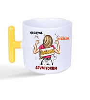 Asosyal Değilim İnsan Sevmiyorum Baskılı Sarı Kulplu T Kupa