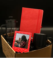Kişiye Özel Kırmızı Termo Defter& Kırmızı Instagram Çerçeve& French Press& Siyah Kupa Hediye Seti