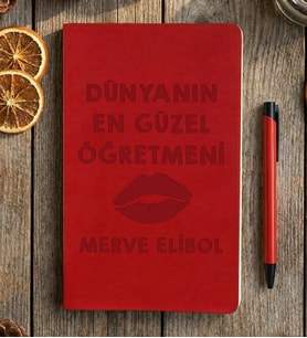 Kişiye Özel Dünyanın En Güzel Öğretmeni Defter Öğretmenler Günü Hediyesi (Kırmızı)
