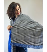 EKOSE PÜSKÜLLÜ ÇİFT TARAFLI KADIN ŞAL TV BAHTANİYESİ 180X75 CM (Mavi)