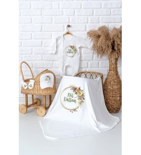 Pia Baby Premium  %100 Pamuk İsme Özel Kız Bebek Battaniye Tulum Hastane Çıkışı Hediye Seti 5088-05 (Ekru)
