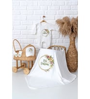 Pia Baby Premium  %100 Pamuk İsme Özel Kız Bebek Battaniye Tulum Hastane Çıkışı Hediye Seti 5088-05 (Ekru)