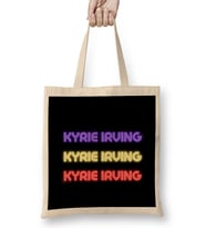 Kyrie Irving - Basketball gifts Vintage Retro Rainbow Quotes For BOYS AND Dad Bez Çanta Uzun Saplı