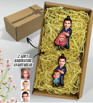 BK Gift Hediye Kutulu Kişiye Özel Baba Ve Çocuk Karikatür 2'li Ahşap Anahtarlık-1