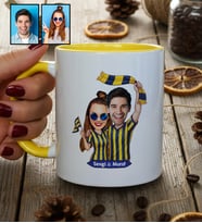 Kişiye Özel Karikatürlü Sarı Lacivert Taraftar Sevgiliye Hediye Kupa Bardak Sevgililer Günü Hediyesi
