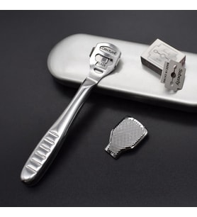 Profesyonel Jiletli Topuk Ayak Törpüsü - 10 Adet Yedek Jiletli, Ergonomik Saplı, Metal Kutulu Pedikür ve Ölü Deri Temizleme Seti