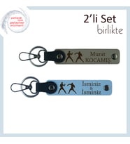 Ring Temalı, Kişisel Yazılı 2’li Anahtarlık Seti, Dövüşçü Ruhlara Özel Hediye, Kül Gri-Gök Mavi