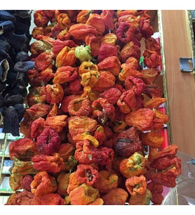 BenimAktar Kuru Dolmalık Biber Tatlı Antep 40-50 Arasi 1 Bağ