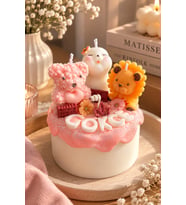 Doğum Günü Pastası Sevimli Dostlar Temalı Mum - Mumelia Candles Doğal Soya Çiçek Bisküvi Ayıcık Tavşan Aslan Dekoratif Kutulu Hediyelik