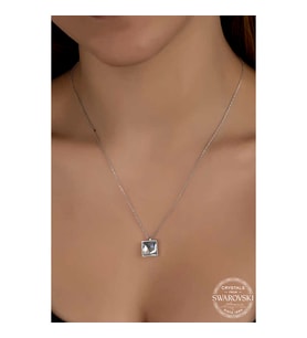 Swarovski Crystal Taşlı Kare Gümüş Kadın Kolye