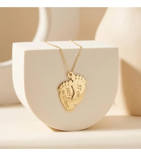 Kişiye Özel Bebek Ayak Figürlü Doğum Bilgisi Kolye 925K Gümüş (Gold)