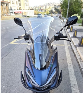 MOTOCAM Küba Newlight 50 Pro Ön Cam 2023-2026 Model 58cm Şeffaf Renkli 4mm ORİJİNAL BOYLU