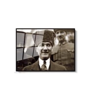 Çerçeveli Yatay Cam Tablo Salon Duvar Tablosu Yatay Cam Gulen Ataturk Yeni Ev Hediyesi Ofis Tablosu (Siyah)