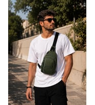 Bagacar Küçük Boy Usb Girişli Çok Gözlü Su Geçirmez Günlük Kullanım Çapraz Omuz Çantası