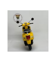 Vespa GTS Super 1:12 Diecast Scooter Model Oyuncak – Lisanslı