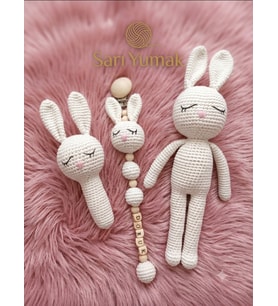 Sarı Yumak Organik El Yapımı Amigurumi Mini Tavşan Seti - Bebeğinizin İlk Arkadaşı! 3 parça