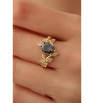 Mistik Topaz Taşlı Sarmaşık 14 Ayar Altın Kaplama Kadın Yüzük (Gold)