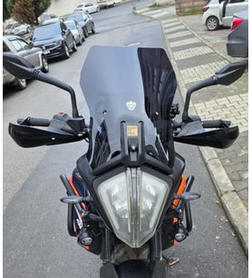 MOTOCAM KTM 890 Adv Ön Cam 2021-2023 Model 57cm Siyah Renkli 3mm APARATSIZDIR
