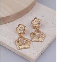 Zara Model Gold Küpe