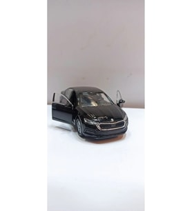 SKODA OCTAVİA 1/36 ÖLCEK