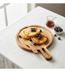 Doğal Akasya Yuvarlak Peynir Sunum Tahtası ve Bıçak Seti – 19 cm Ahşap Servis Tepsisi, Yanında Özel Peynir Bıçağı İle (2 Parça Mini Set)