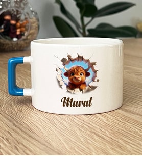 Kişiye Özel 3D Efektli Yavru Boğa Hediye Lüks Fincan İsimli İsim Yazılı (Mavi)