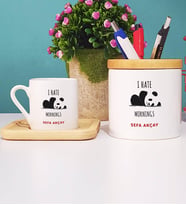 Sevimli Panda Türk Kahvesi Fincanı ve Kalemlik Hediye Seti (Model 1)