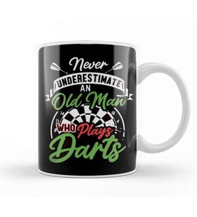 Never Underestimate Old Man Who Player Darts Dartboard Arrow Kupa Bardak Porselen