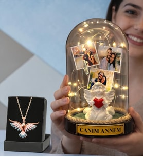 Anneler Günü Hediyesi Fotoğraflı Işıklı Melekli Fanus ve Renkli Zümrüdü Anka Kuşu Kolye