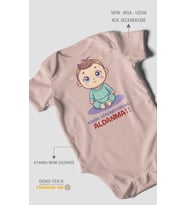 Sakin Görünüyorum Aldanma! Baskılı Bebek Zıbını – Çıtçıtlı Body  %100 Pamuk Kısa Kol (Pastel Pembe)