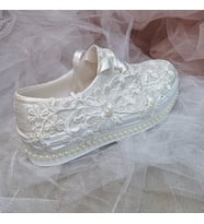 Berush Bride 240 Serisi  Dolgu Topuk Çiçek Güpürlü Gelinlik Ayakkabısı (Sedef)