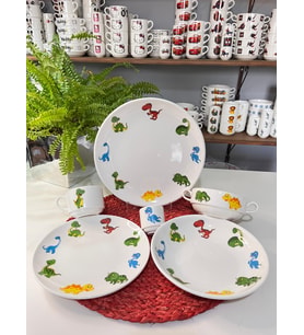 TEBAK COLLECTİON  6 parça DİNAZORLAR MODEL ÇOCUK YEMEK TAKIMI BESLENME SETİ