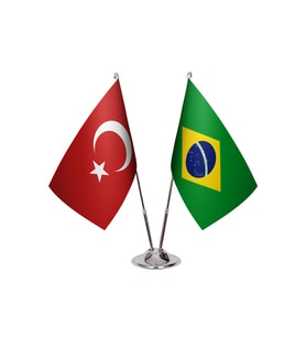 Brezilya İkili Masa Bayrağı