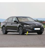 Skoda Superb 2020-2023 Sağ Sis Farı Çerçevesi Kromlu 3V0853666B