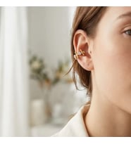 Earcuff Sıkıştırmalı Çelik Kıkırdak Küpe 3 Tek Taşlı Ok Figürlü Altın Renk