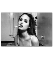 Cakatablo Angelina Jolie Sigara İçiyor Siyah Beyaz Fotoğraf MDF Tablo