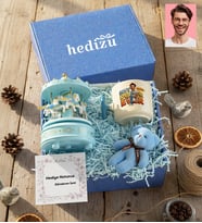 Kişiye Özel Karikatürlü Erkek Doktor Hediye Kutusu - Kişiye Özel T Kupa, Atlı Karınca Müzik Kutusu, Peluş Anahtarlık Tıp Bayramı Hediyesi