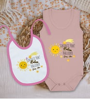 BK Kids Kişiye Özel Halam Halleder Tasarımlı Pembe %100 Pamuklu Askılı Sıfır Kol Bebek Body Zıbın ve Mama Önlüğü Hediye Seti