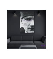 Tekli Dikey Kanvas Ofis Tablosu Yakın Çekim Atatürk Portresi