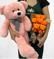 Büyük Boy Pembe Peluş Ayıcık ve Kişiye Özel 7'li Peluş Ayıcık Buketi (Model 3)
