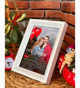 Kişiye Özel Loveflix Film Afiş Anı Tablosu, Lamine Çerçeveli Fotoğraf