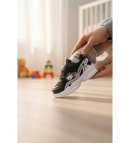 Enoch Hello Kitty Karakter Figürlü Ve Hologram Detaylı Kız Çocuk Spor Ayakkabı