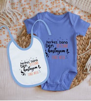 BK Kids Kişiye Özel Teyzeme Hastayım Tasarımlı Mavi %100 Pamuklu Kısa Kol Bebek Body Zıbın ve Mama Önlüğü Hediye Seti