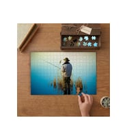 Gölde Balık Tutan Adam Tasarımı 240 parça Ahşap Puzzle Ahşap Kutuda MP00789