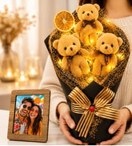 Kişiye Özel Led Işıklı Büyük Boy Kahve Ayıcık Buketi & Fotoğraflı Ahşap Çerçeve