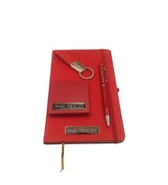 İsme Özel Kırmızı Defter Kalem Ayna Ve Anahtarlık Seti