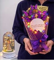 Kişiye Özel Aynalı Renkli Işıklı Mor Kelebek Buketi (Led Işıklı Fanus Hediyeli) (Model 2)